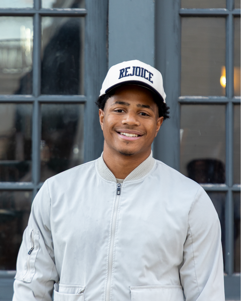 REJOICE TRUCKER HAT (NAVY)