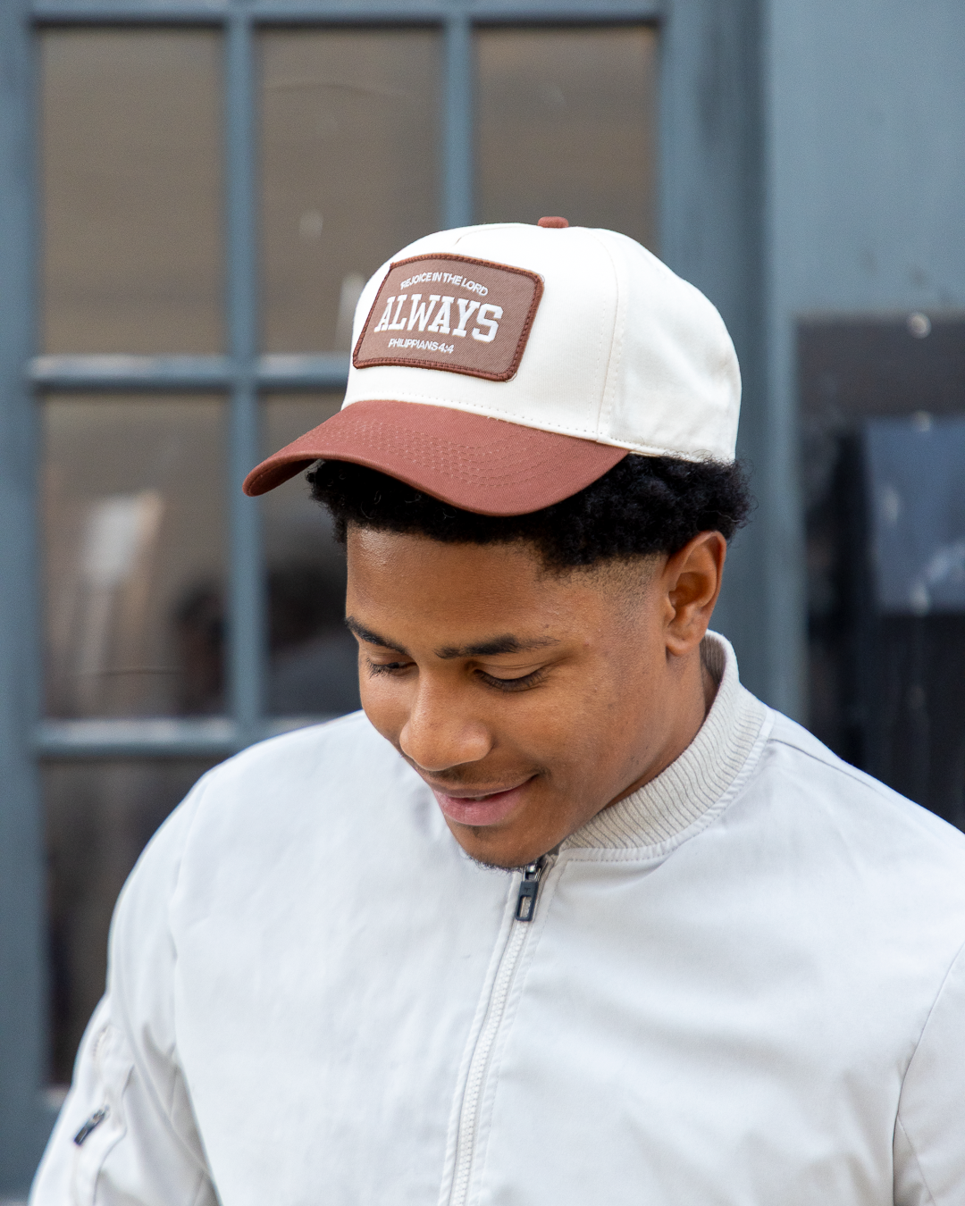 REJOICE TRUCKER HAT (BROWN)